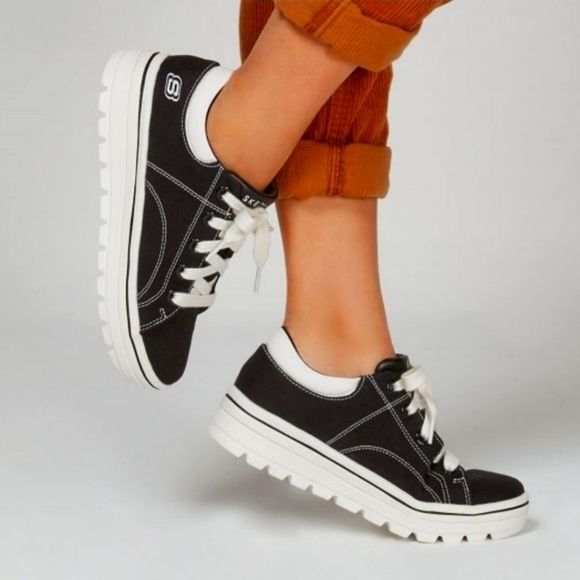 Skechers Shoes - Women's Street Cleat - Bring It Back Casual Sneakers size 9.5